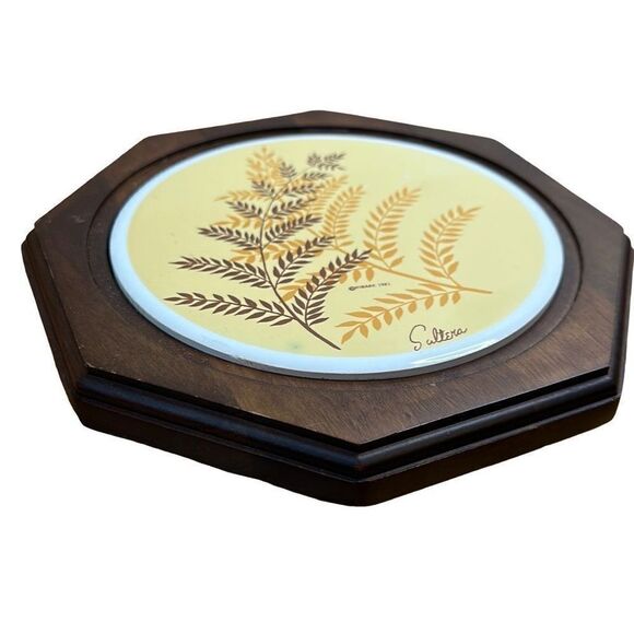 1981 HIMARK SALTERA Wood Cheese Board Cloche Yellow Brown Fronds ferns hot plate - Picture 6 of 7